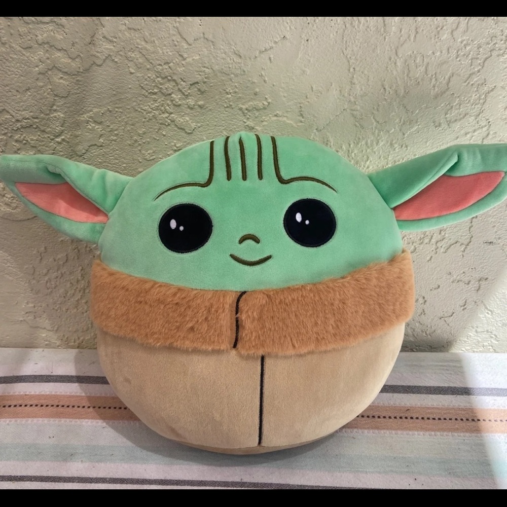 New Baby Yoda 10”